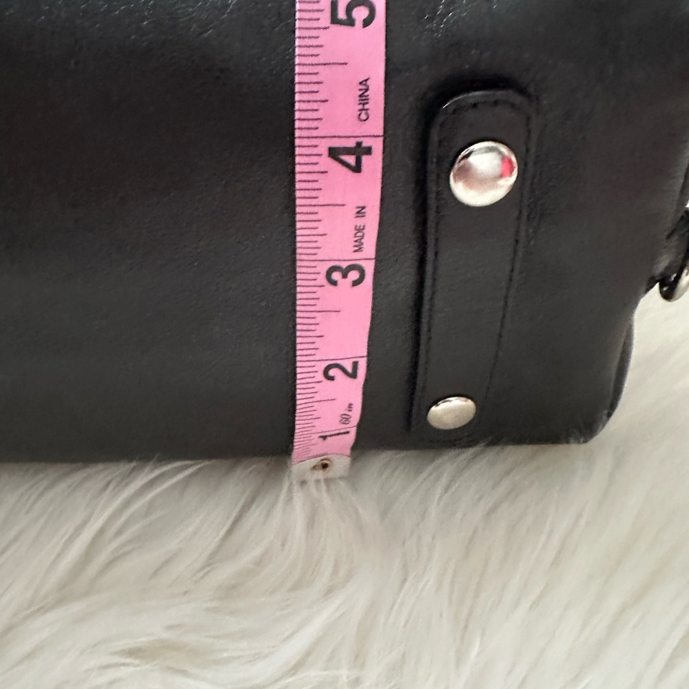 Coach Madison Sabrina Satchel - Picture 10 of 12